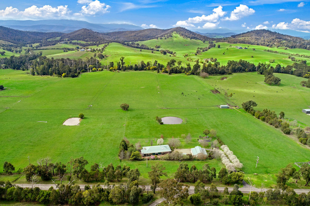 702 Steels Creek Road, Steels Creek, 3775