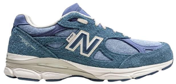 SNEAKERS: New Balance 990v3 Levi’s Denim